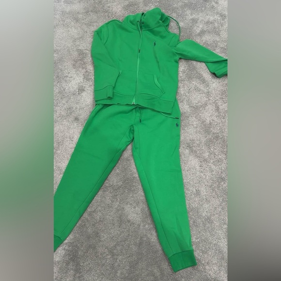 Green polo tracksuit set jacket/hoodie and sweatpants/ jogger bottom - Picture 1 of 1